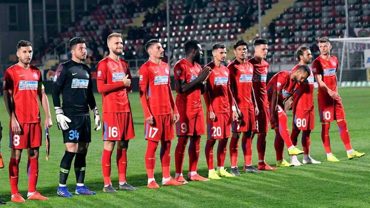 fcsb_echipa_teren_meci_03267800