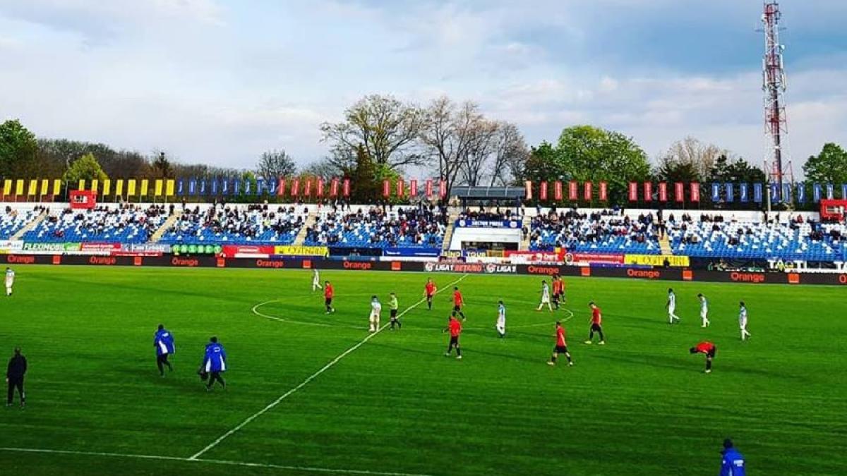 poli_iasi_meci_teren_94788700