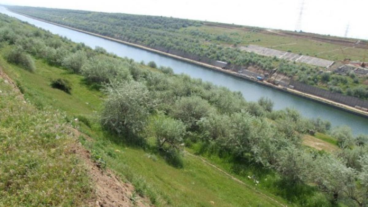 legenda___cumpana_canalul_dunare_marea_neagra_10368700_01387800