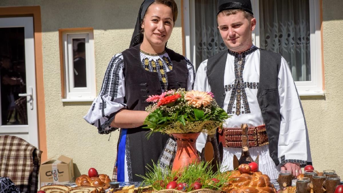 obicei_vase_pasti_74482700