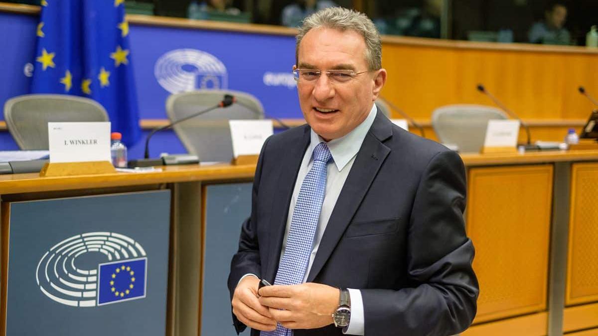 iuliu-winkler_43322400