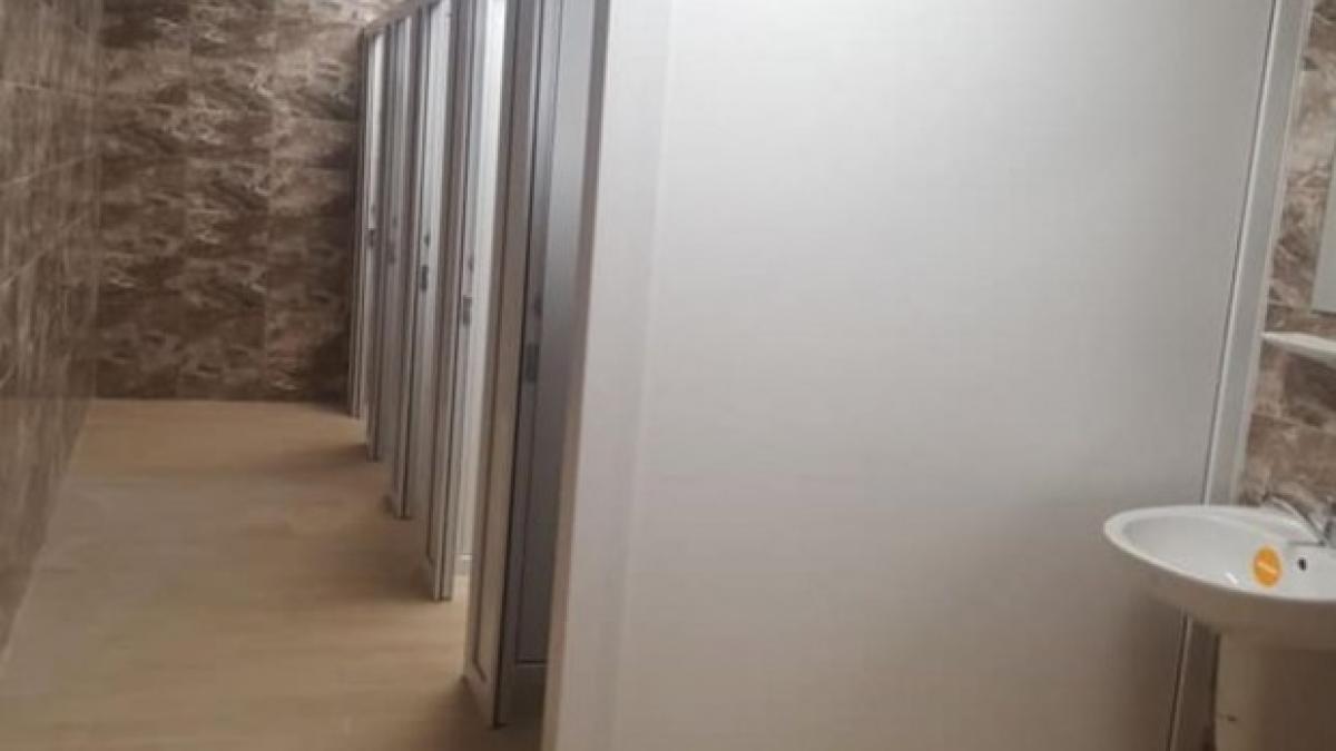 wc-de-lux-intr-un-orasel-din-ardeal-constructia-a-costat-120-000-de-euro-592589_01710200