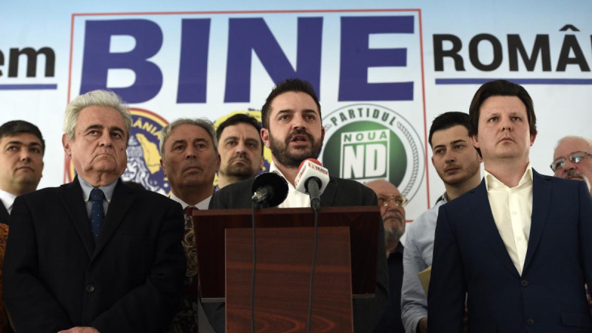 presedintele-fondator-al-pru--bogdan-diaconu-ctr---participa-la-conferinta-de-presa-organizata-de-partidul-romania-unita_57601100