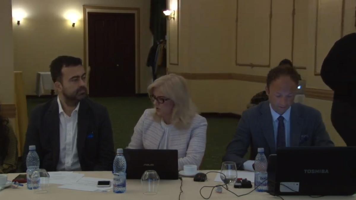 fake news si dezinformare  romania  isterie online  radu magdin  traim o perioada de agresivitate maxima