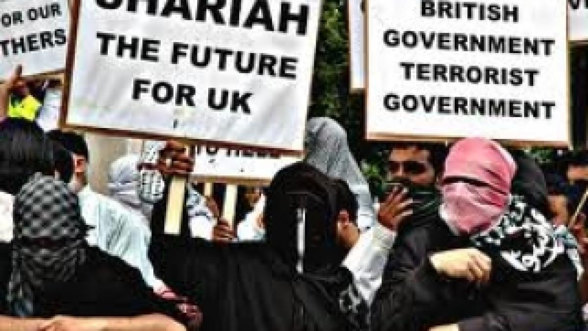 extremistii-islamici-ar-putea-intra-in-protestele-de-la-Londra