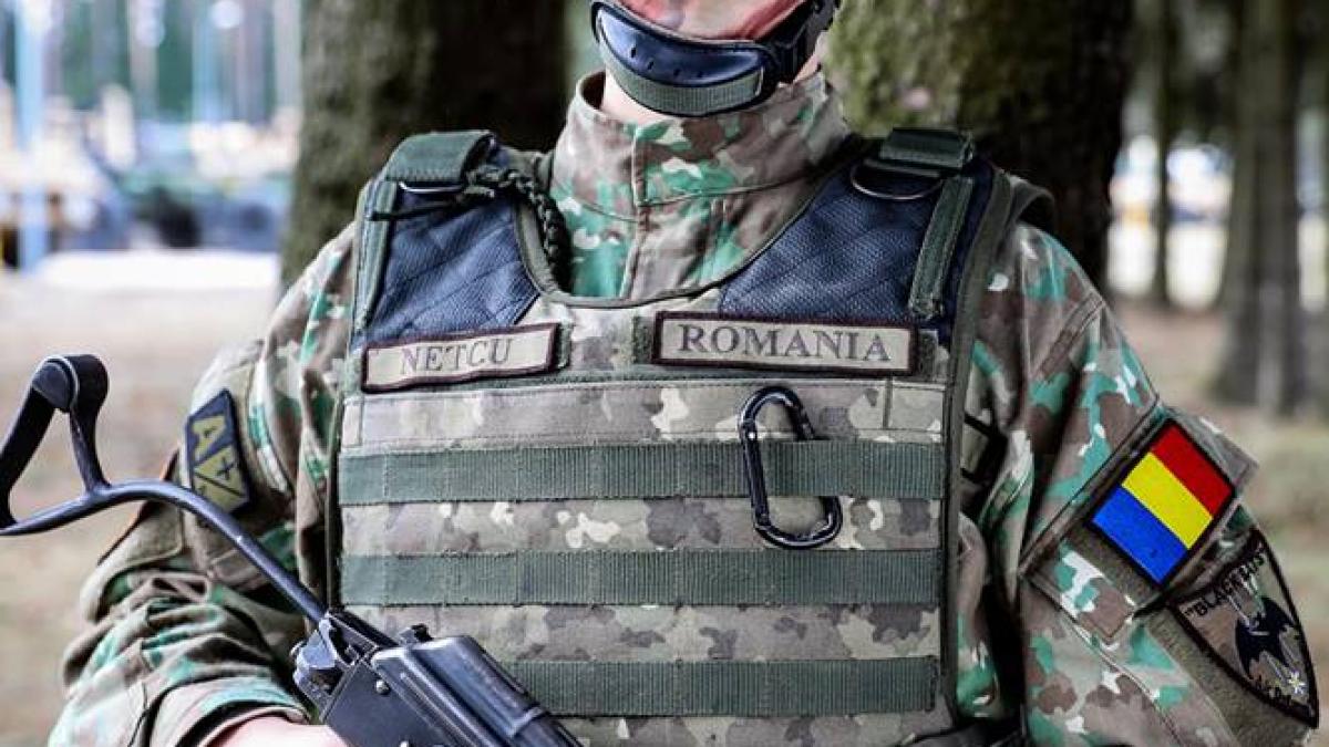 tanara-militar-roman_28721000