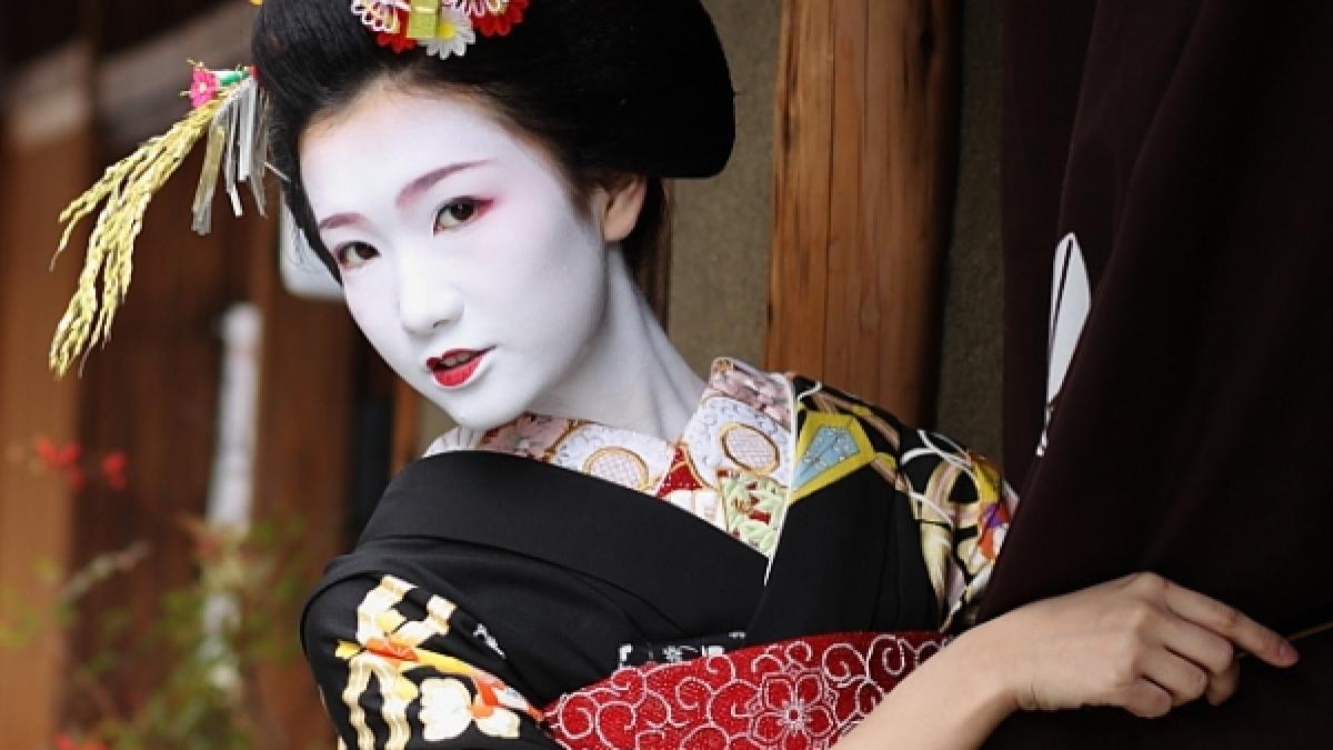 japonia-gheisa_81740300