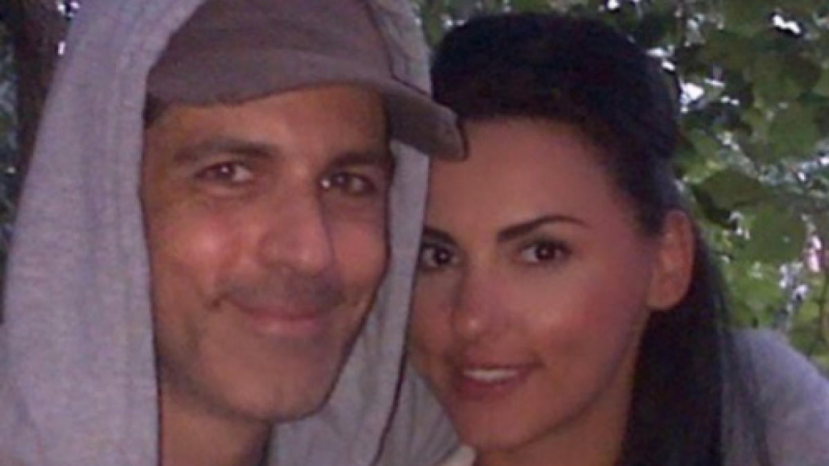 lavinia_26353900_93190000