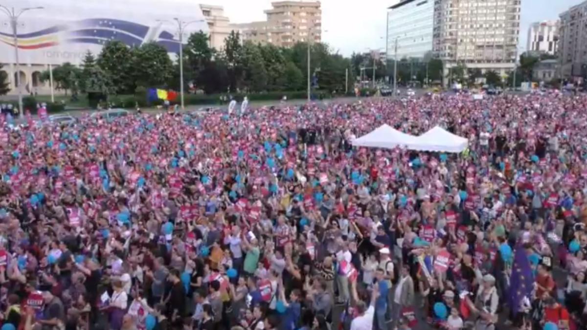 protest_piata-victoriei_80890400