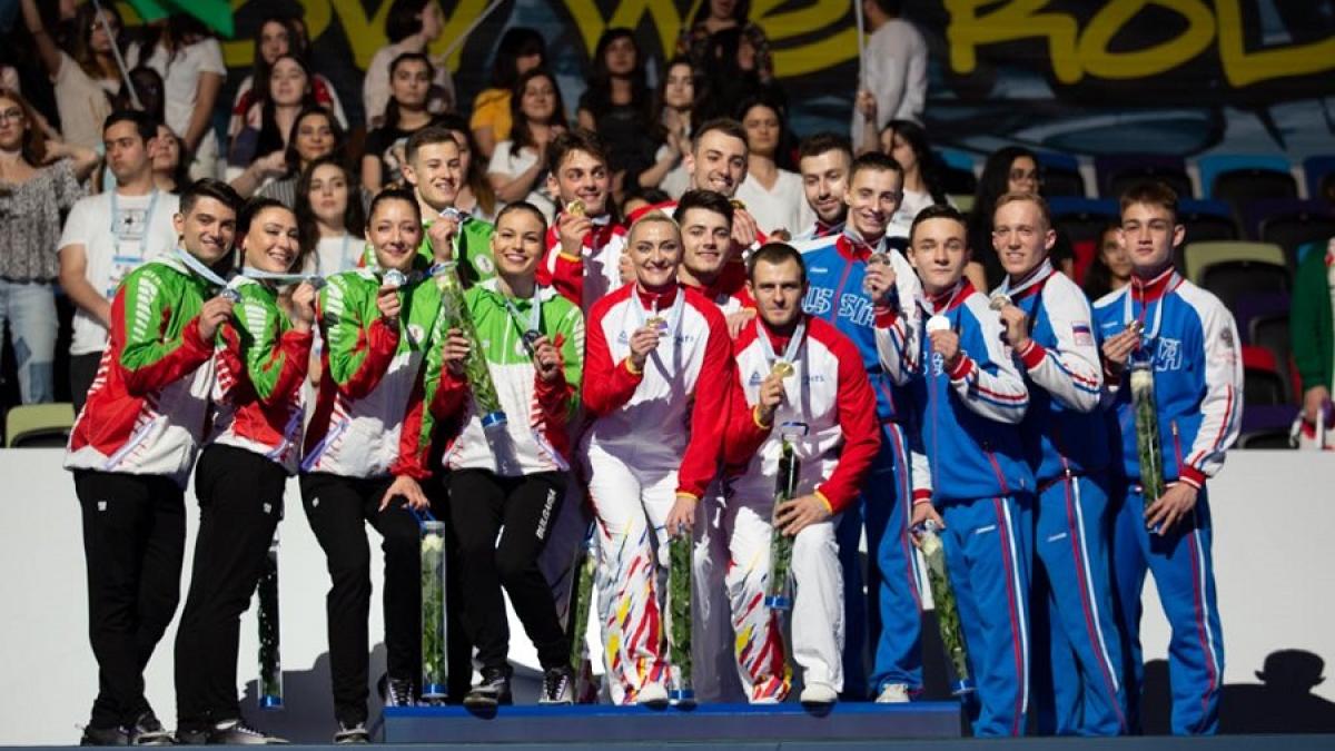 medalii_gimnastica-aerobica-fb_50854100