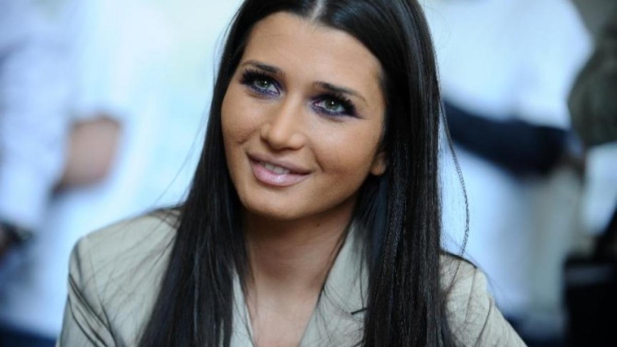 elena_basescu_eba_60151400_74801500