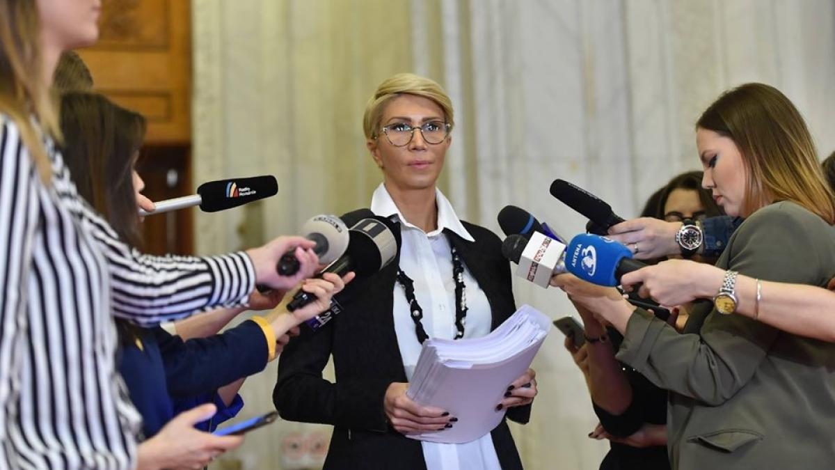 raluca-turcan_60039500