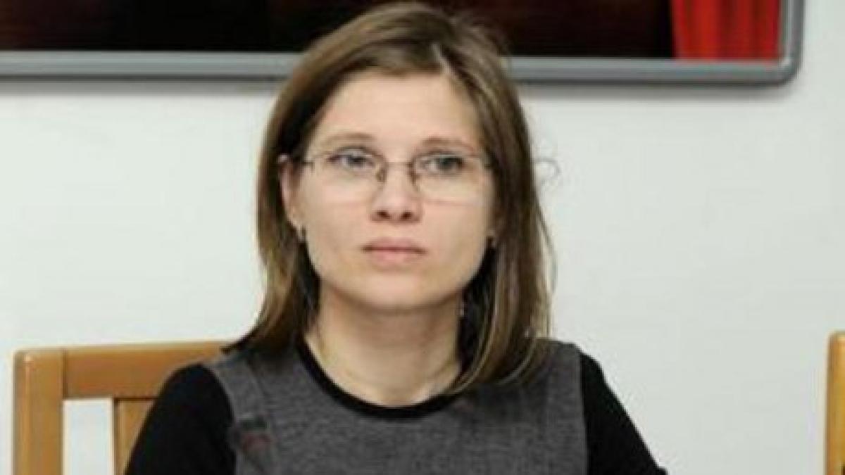 monica-gubernat_43220100