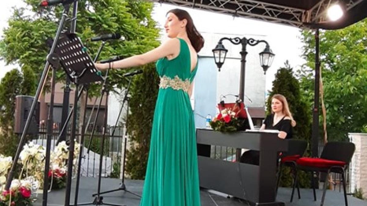 61177373_2455371161208210_7696857109857566720_n_89851500