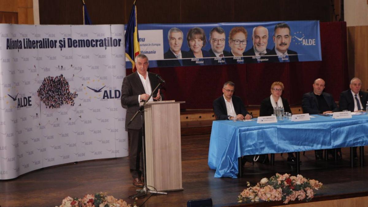 alde---tariceanu-sursa-facebook-alde_28746300