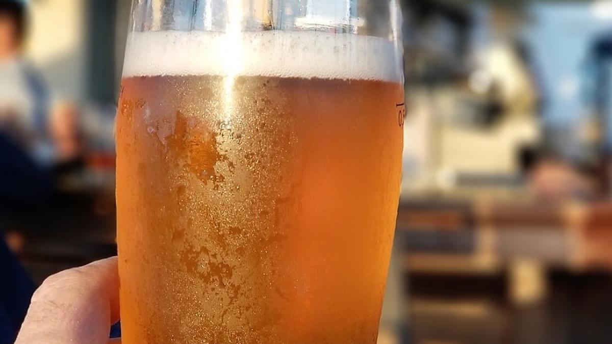 bere_tap_pahar_rece_caldura_74740600