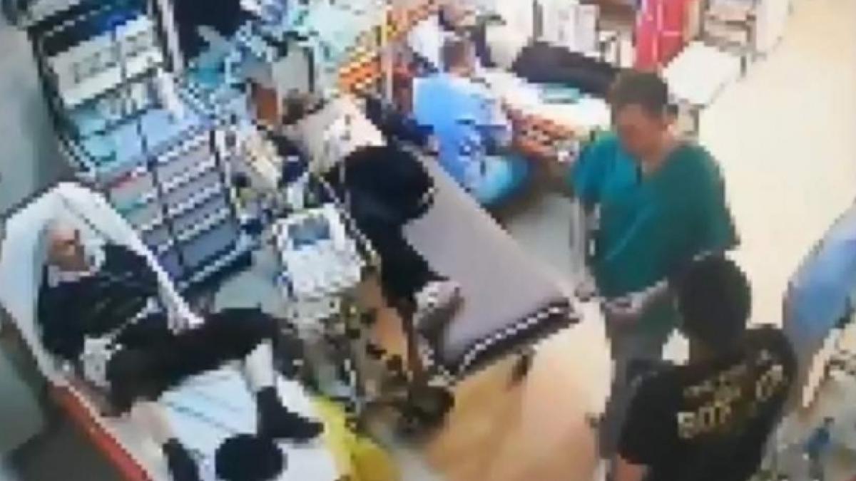 batut_52216800_19768000