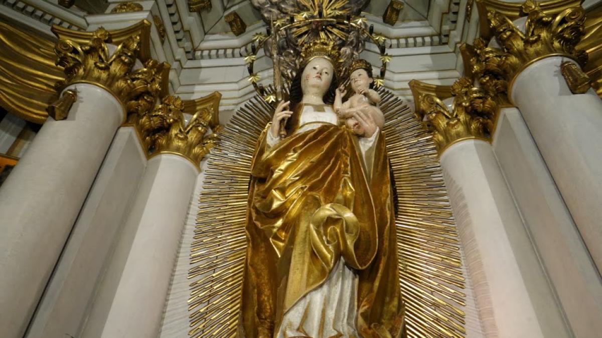 fecioara-maria---sumuleu-ciuc_27651800