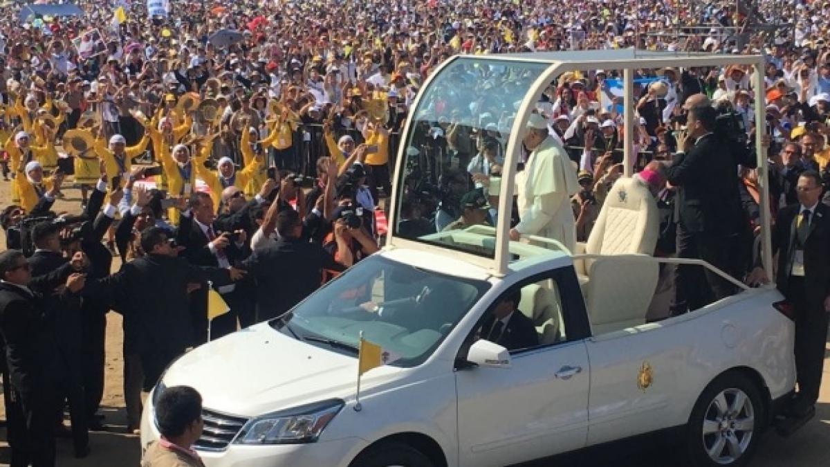 atentie-soferi-codul-rutier-modificat-special-pentru-vizita-papei-francisc-in-romania-596159_72492500