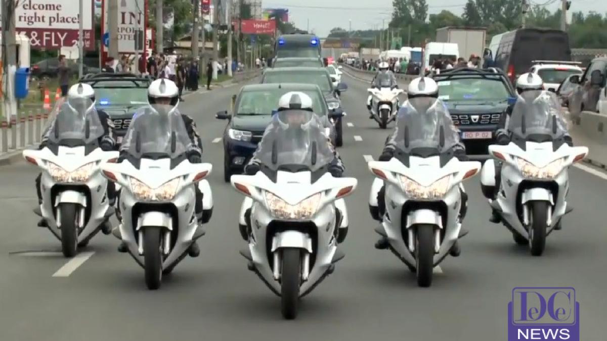avion_papa_otopeni_09_coloana_22975800