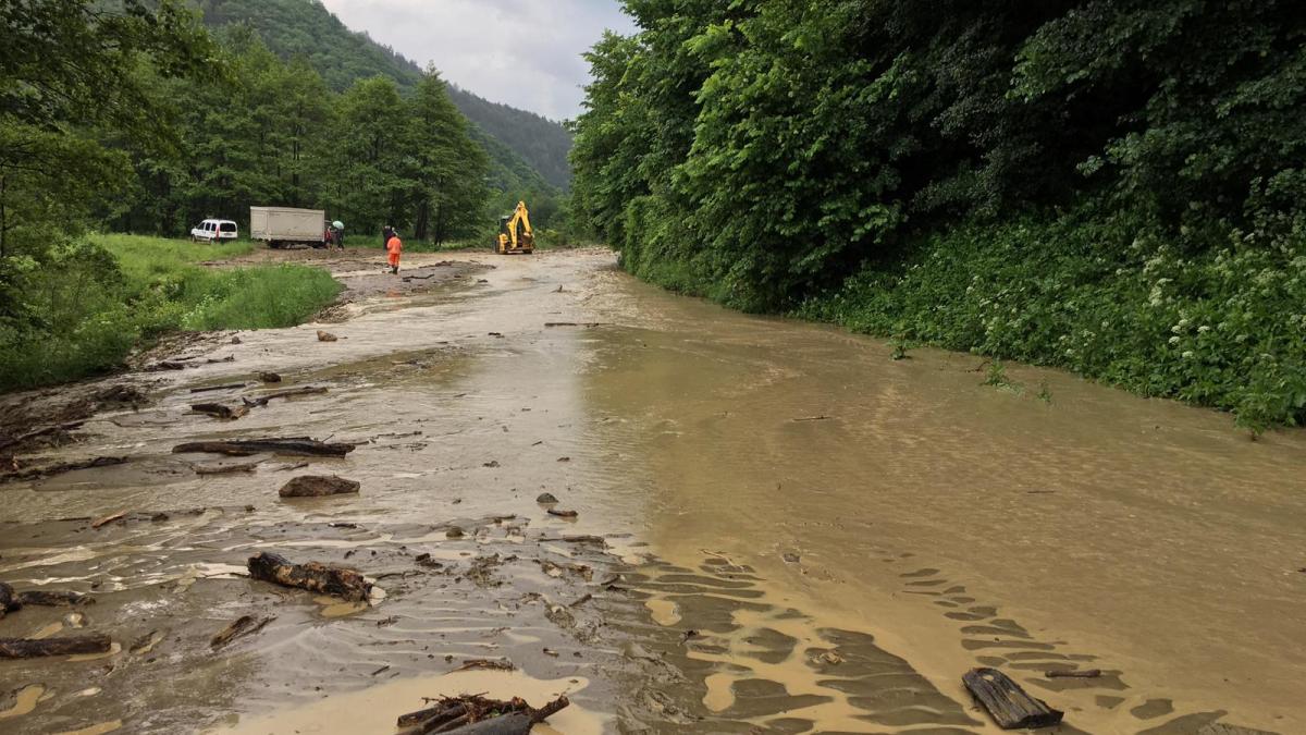 drum-inundat-aluviuni_09823500