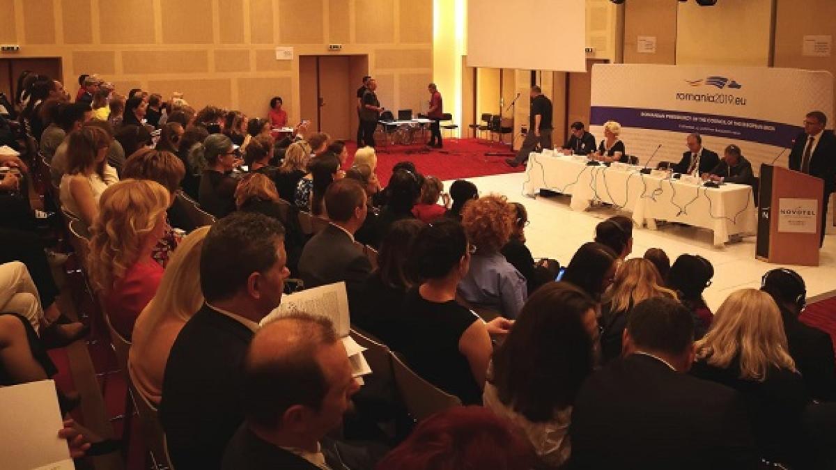 ministerul-muncii-conferinta_67811200