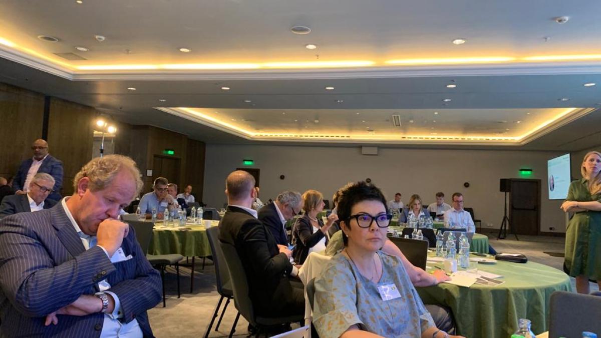 claudia_ion_45720600