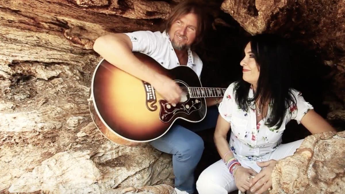 captura-de-ecran-din-2019-06-10-la-22-46-14_88412200