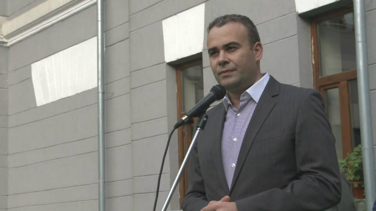 darius_valcov1_58091700