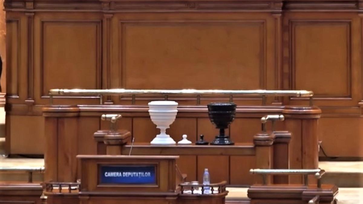 vot_parlament_motiune_urne_11257200