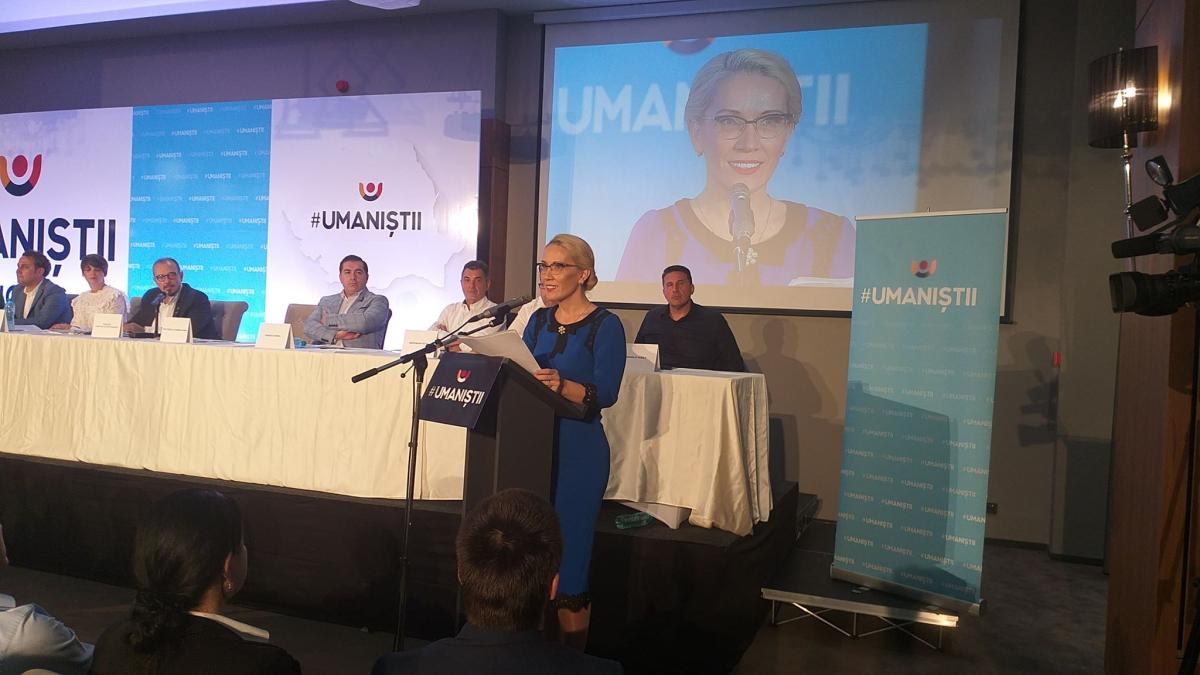 ramona-ioana-bruynseels_94450900