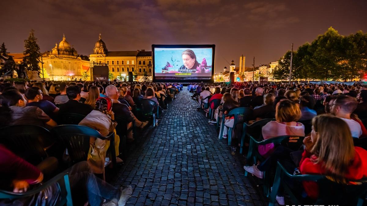 caderea-imperiului-american---foto-marius-maris_70844500