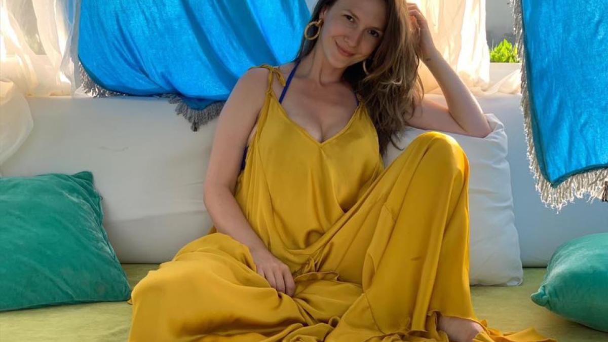 adela_popescu_42008700