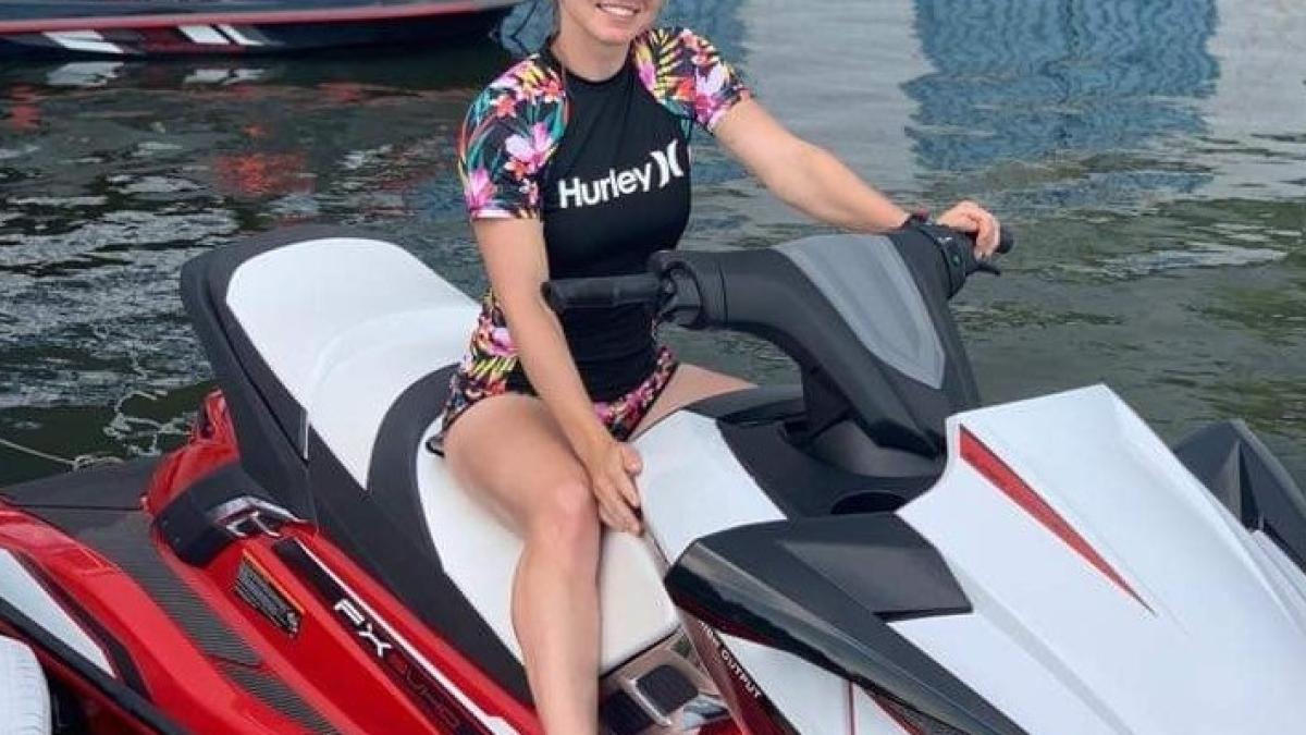 simona_halep_skyjet_17686300