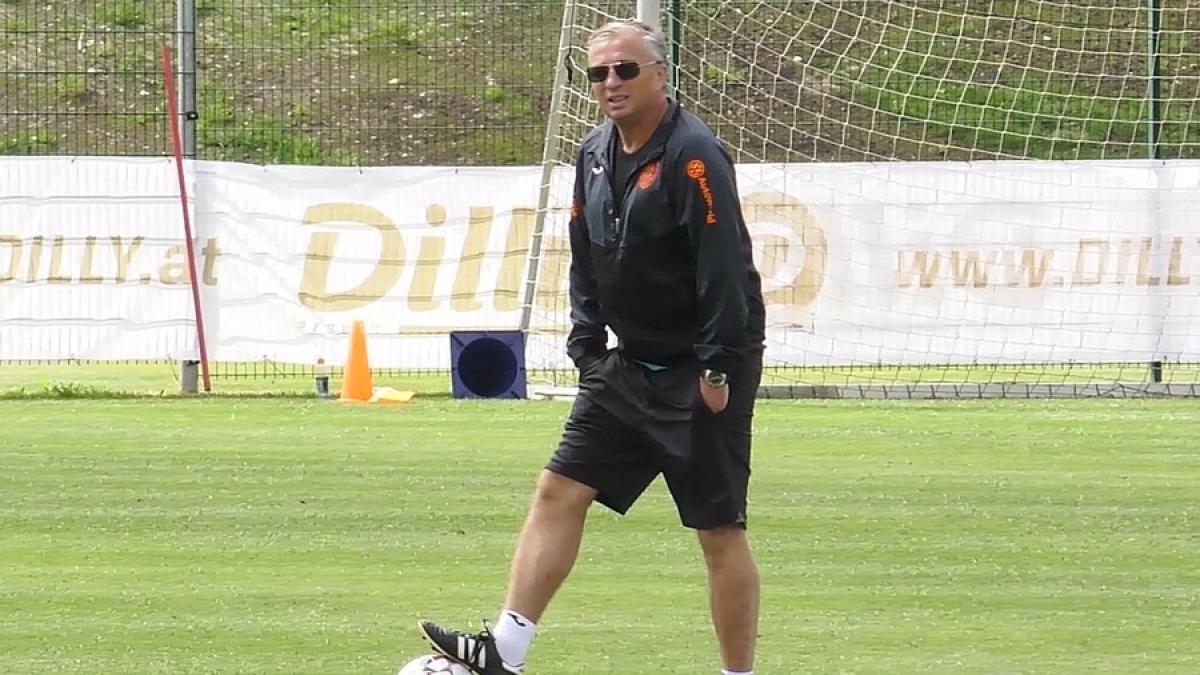 dan_petrescu_cfr_cluj_antrenament_minge_19626700