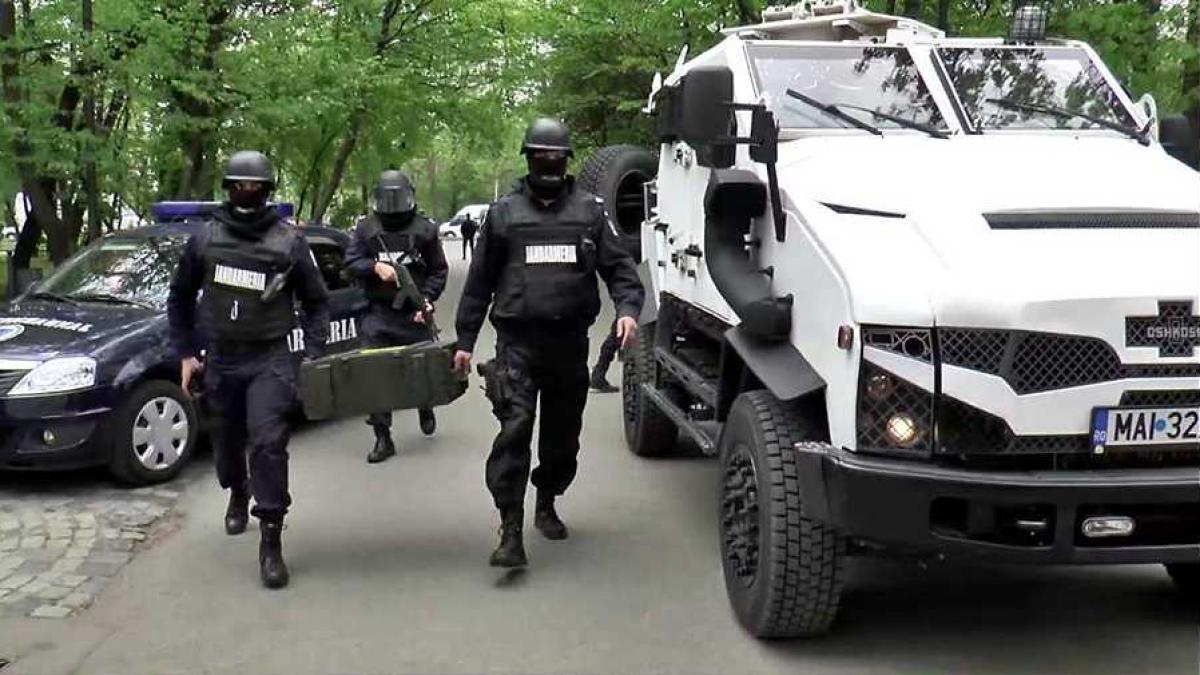 jandarmi_bucuresti_00013400