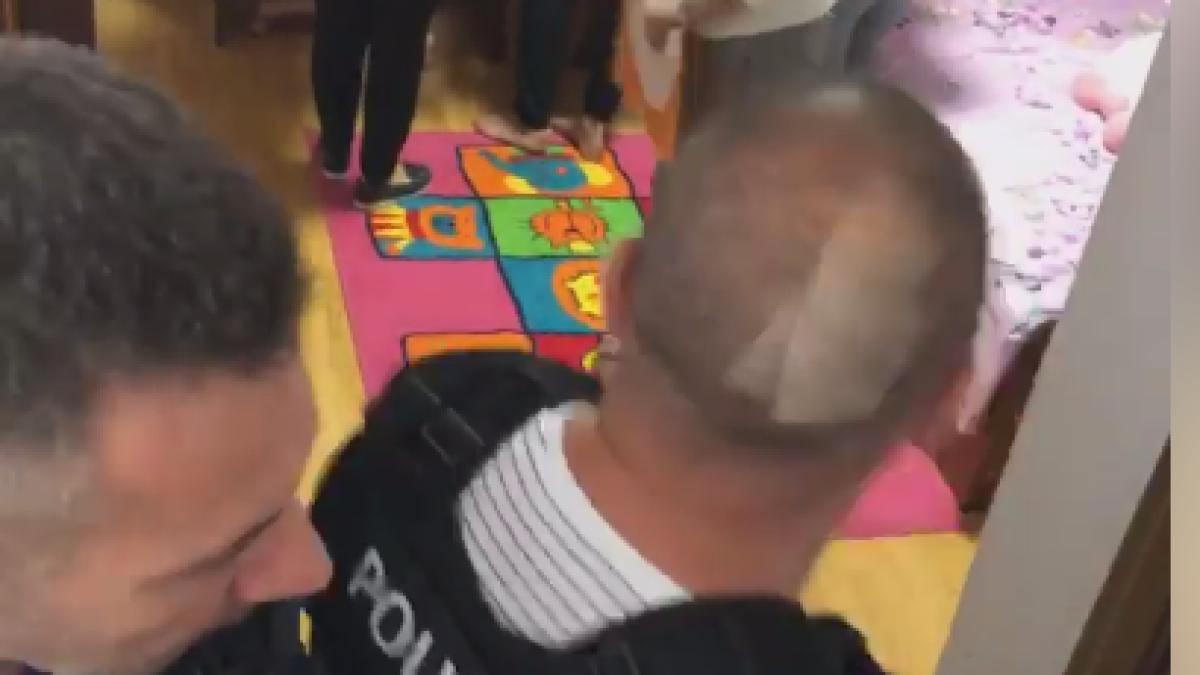 fetitia-ridicata-de-politie_77963900