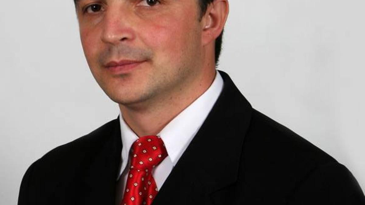 valer-daniel-breaz_08128200