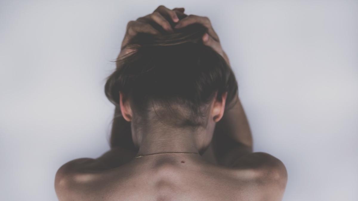 femie-suparata-stres-depresie_82881600