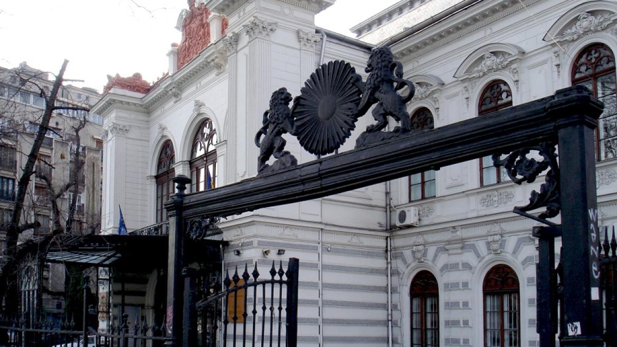 palatul_sutu_-_poarta_20614900