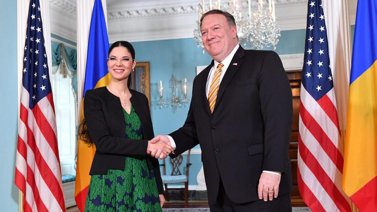 66393855_2080456338732790_531584159445942272_n_25299700