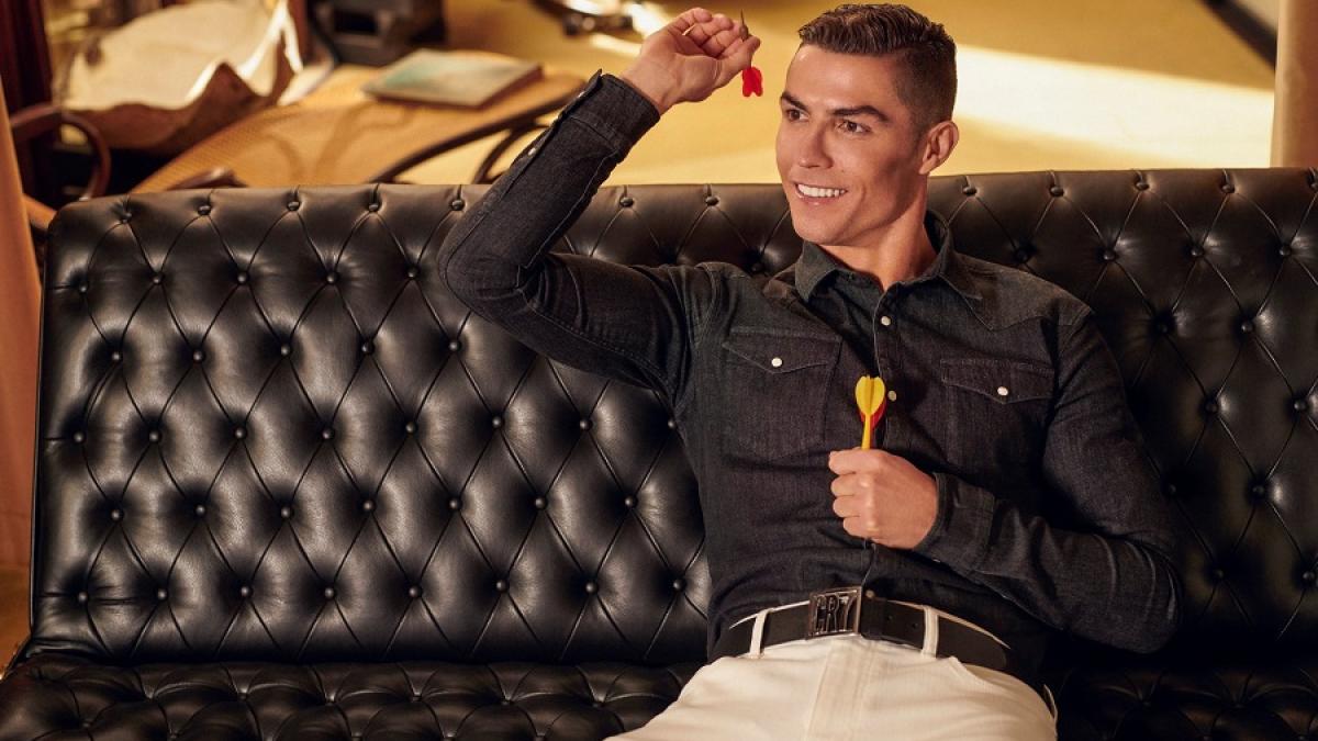 cristiano_ronaldo_fb_darts_50115500