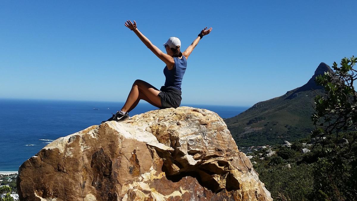 femeie-fericita_26301400