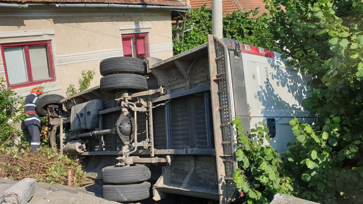 whatsapp-image-2019-07-26-at-09-35-30_63710300