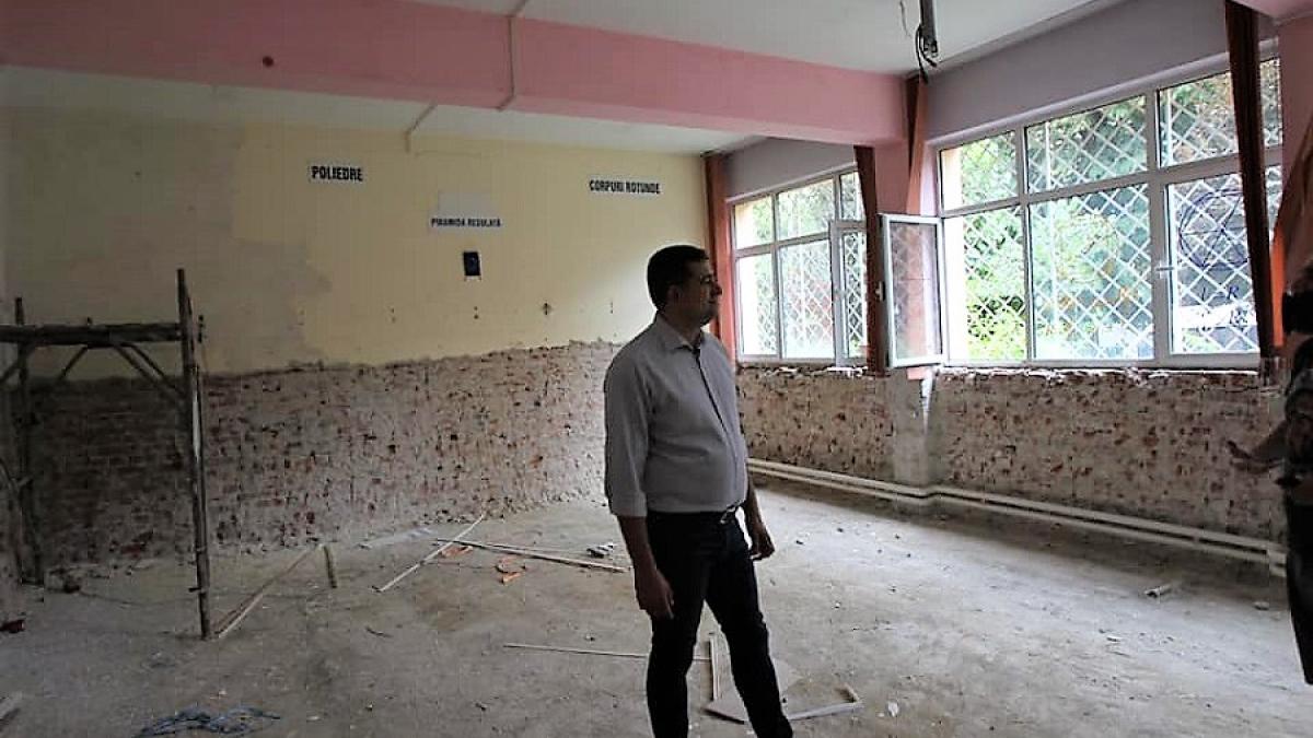 dan_cristian_popescu_scoala_sect_2_99948600