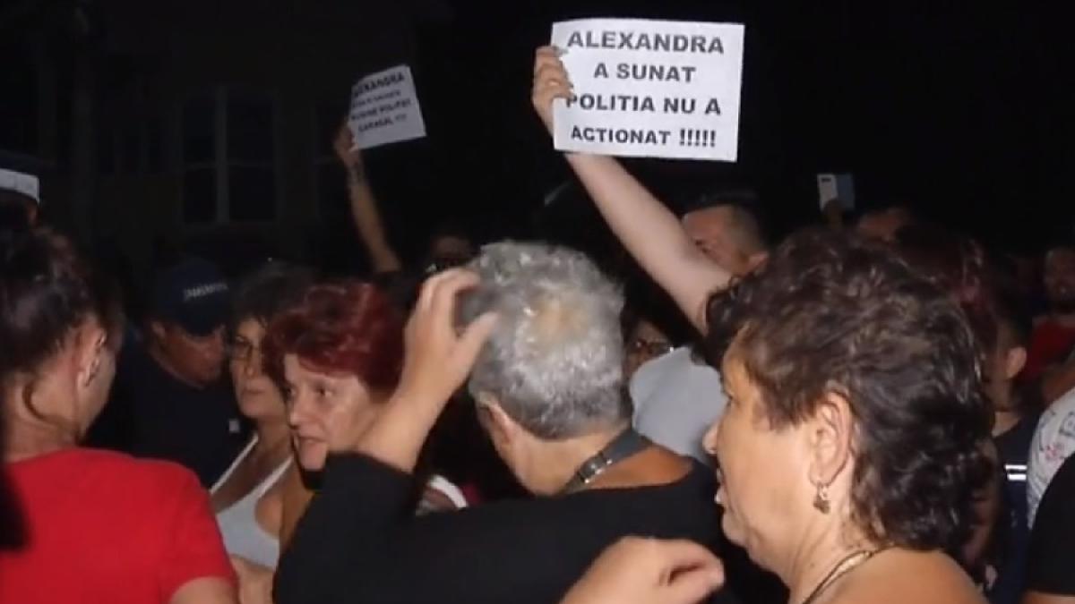 caz_caracal_protest_33328400