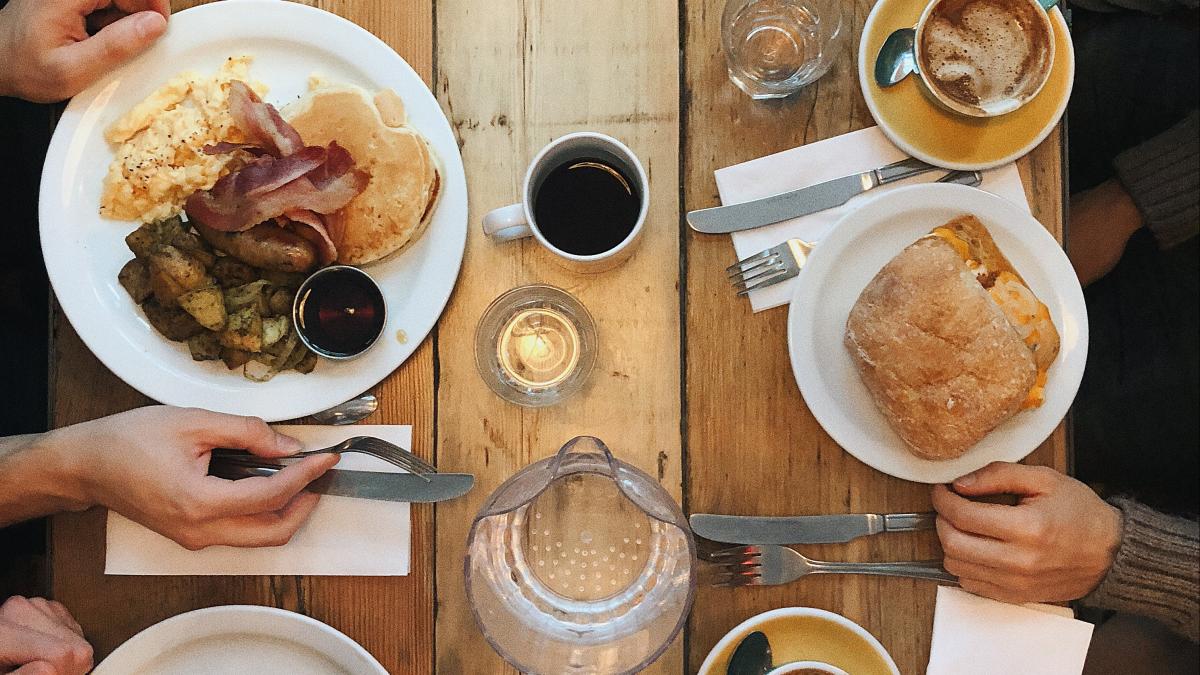 masa-mancare_30279100