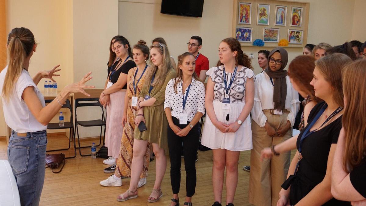 studenti-anglia--giulesti-sarbi_11416300