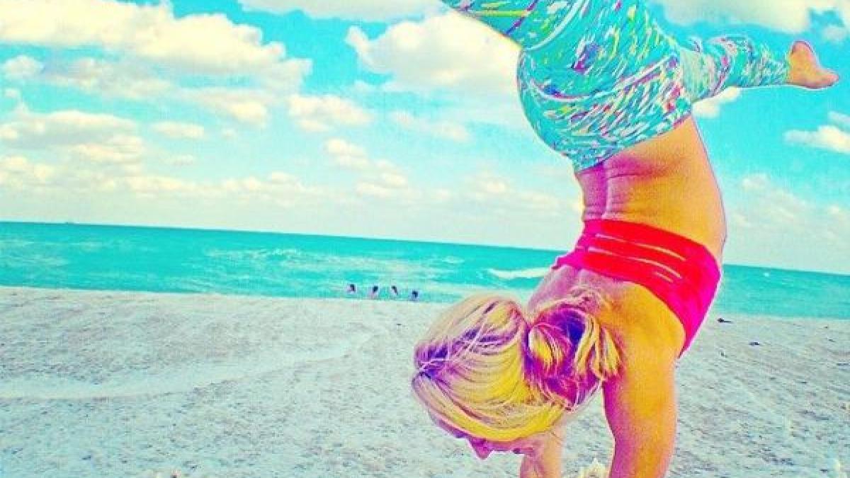 yoga_instructor_kino_macgregor_7_10285900