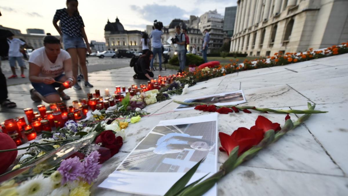 alexandra-caracal_08137700